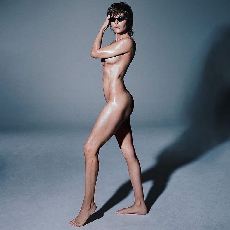 Lisa Rinna Nude