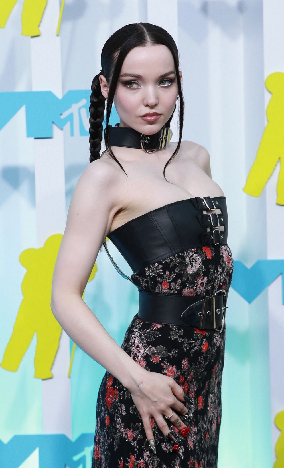 Dove Cameron Sexy At 2022 MTV VMA