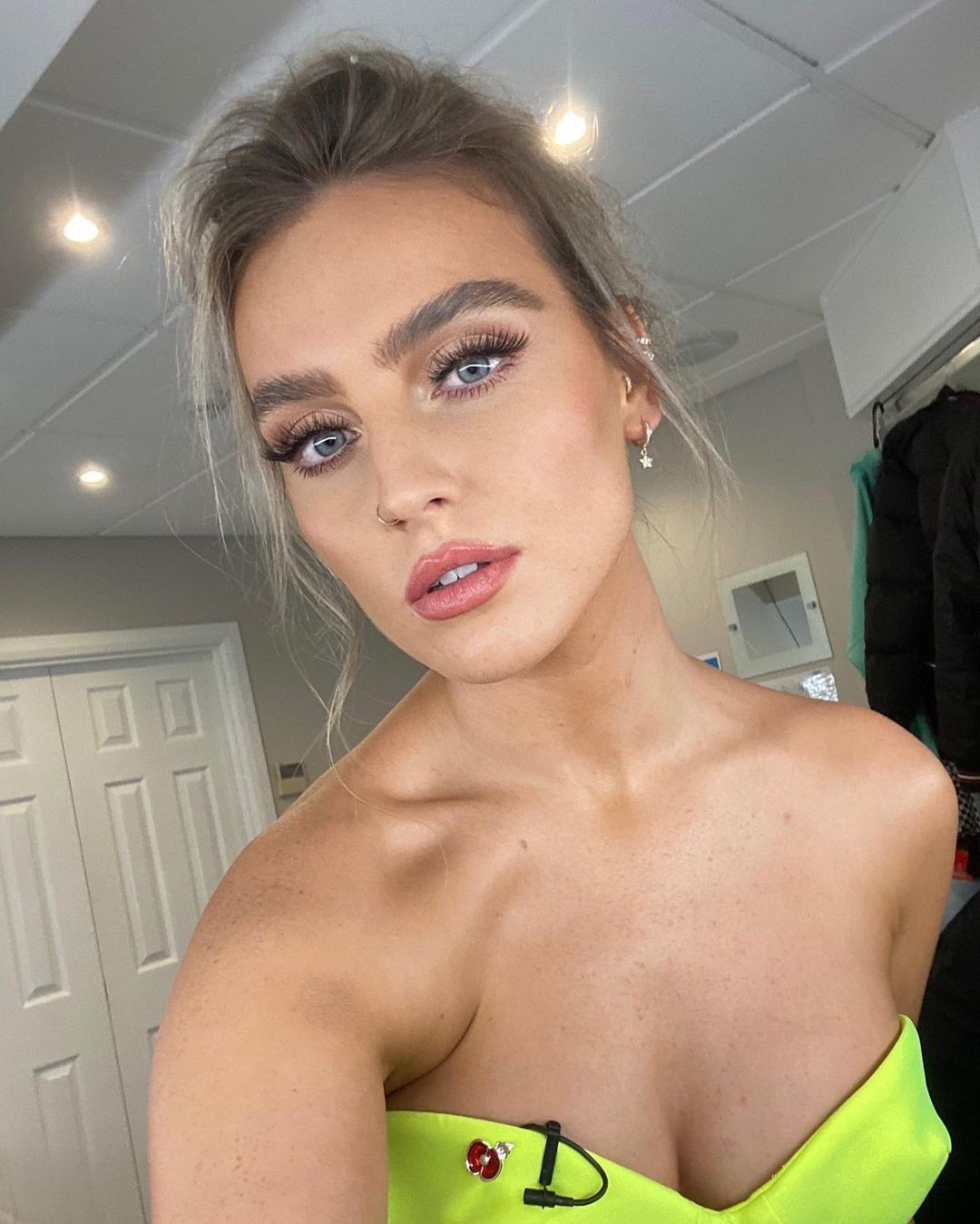 Perrie Edwards Selfie