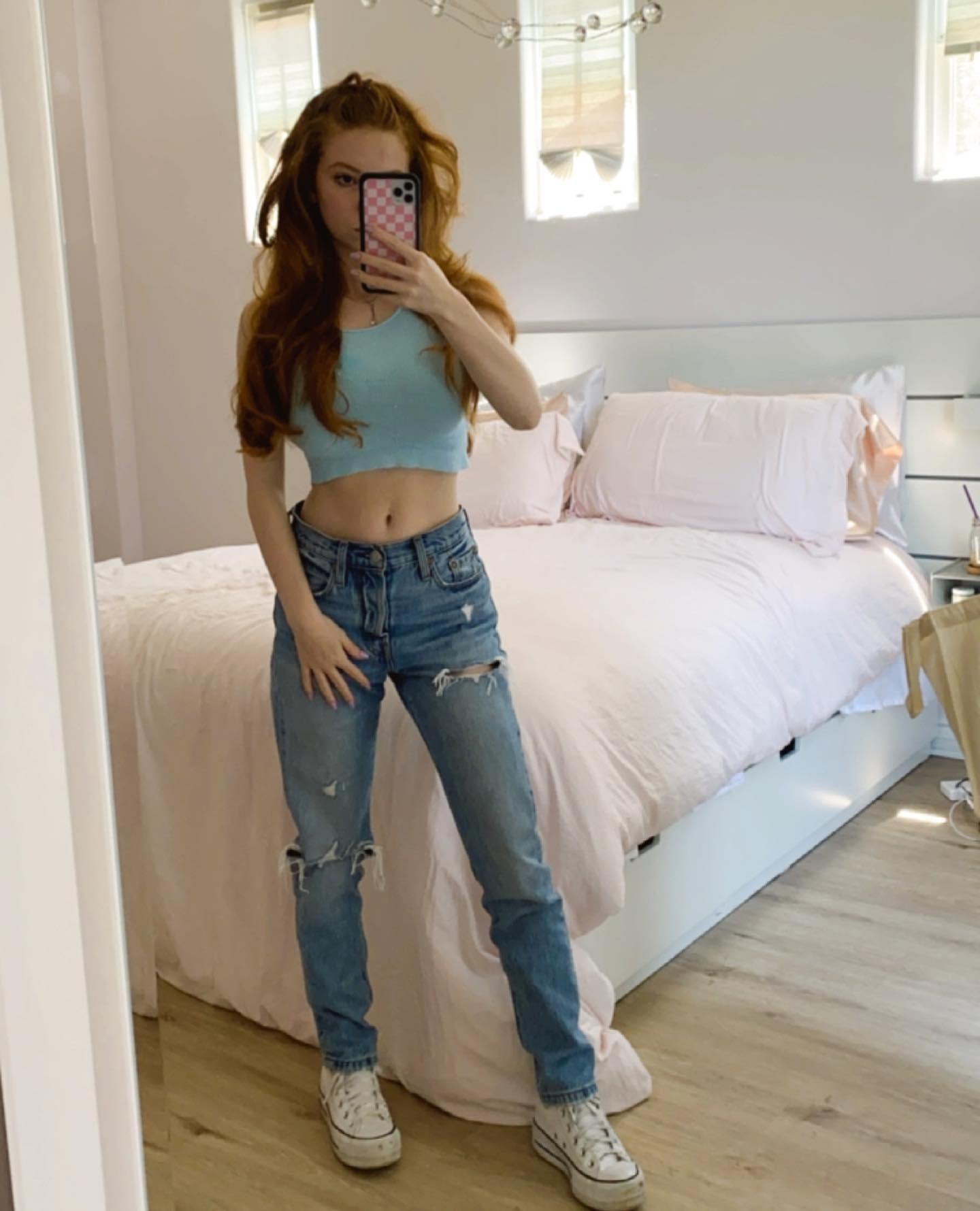 Francesca Capaldi Hot On Slefie