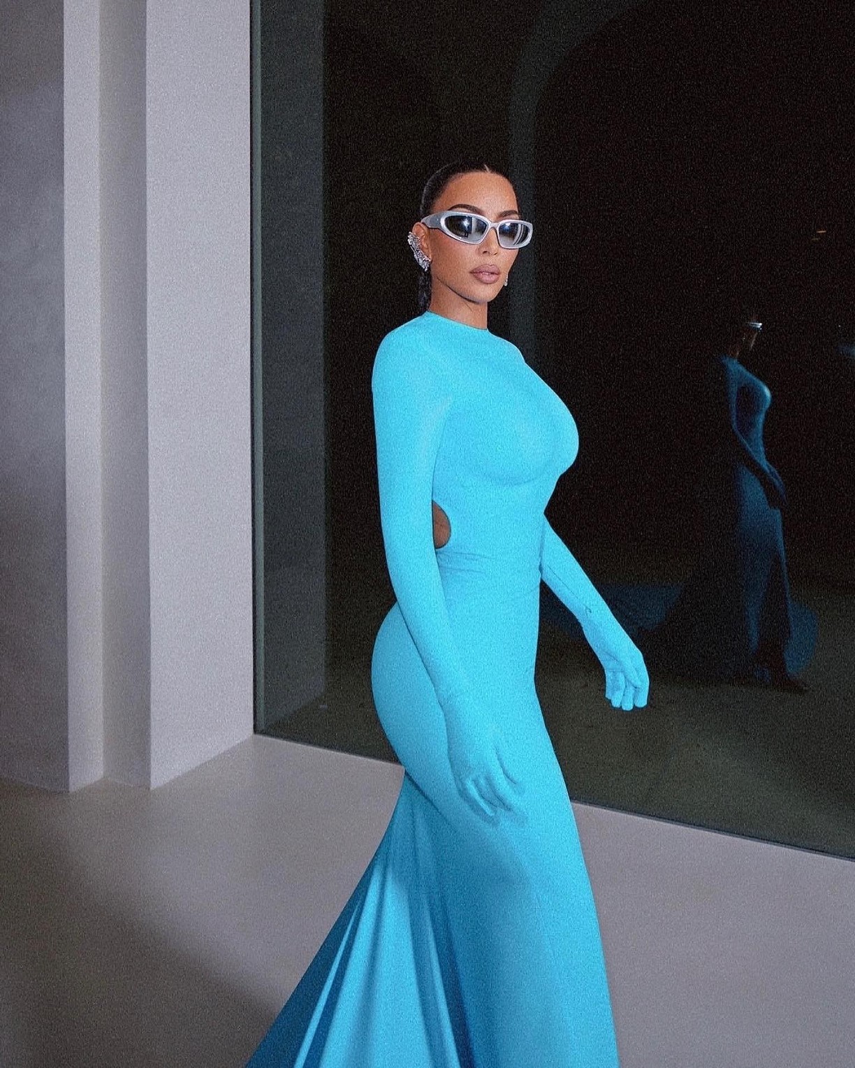 Kim Kardashian In Tight Dress