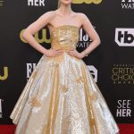 Elle Fanning Sexy Cinderella At The Critics Choice Award