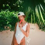 Hailey Bieber And The Scandal With Her New Brand "Rhode" (11 Photos)