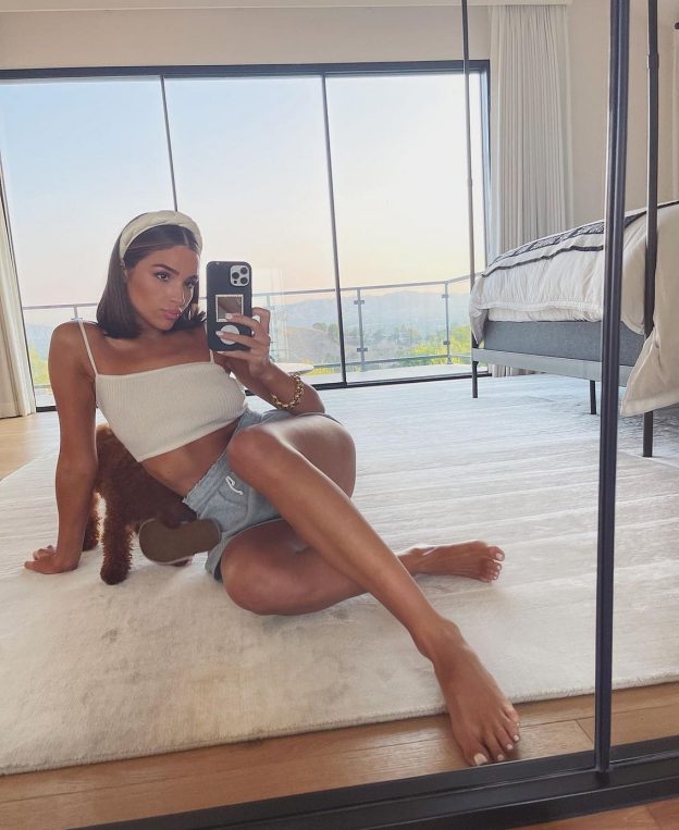 Olivia Culpo Barefoot Selfie