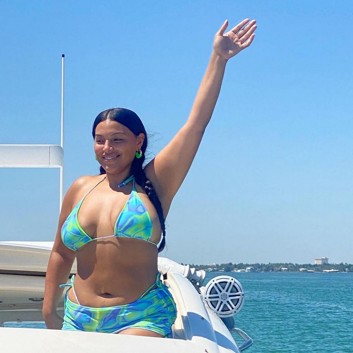 Paloma Elsesser Tits In A Bikini