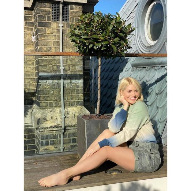 Holly Willoughby Feet