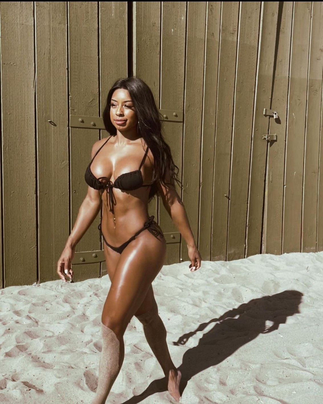 Qimmah Russo In Tiny Bikini