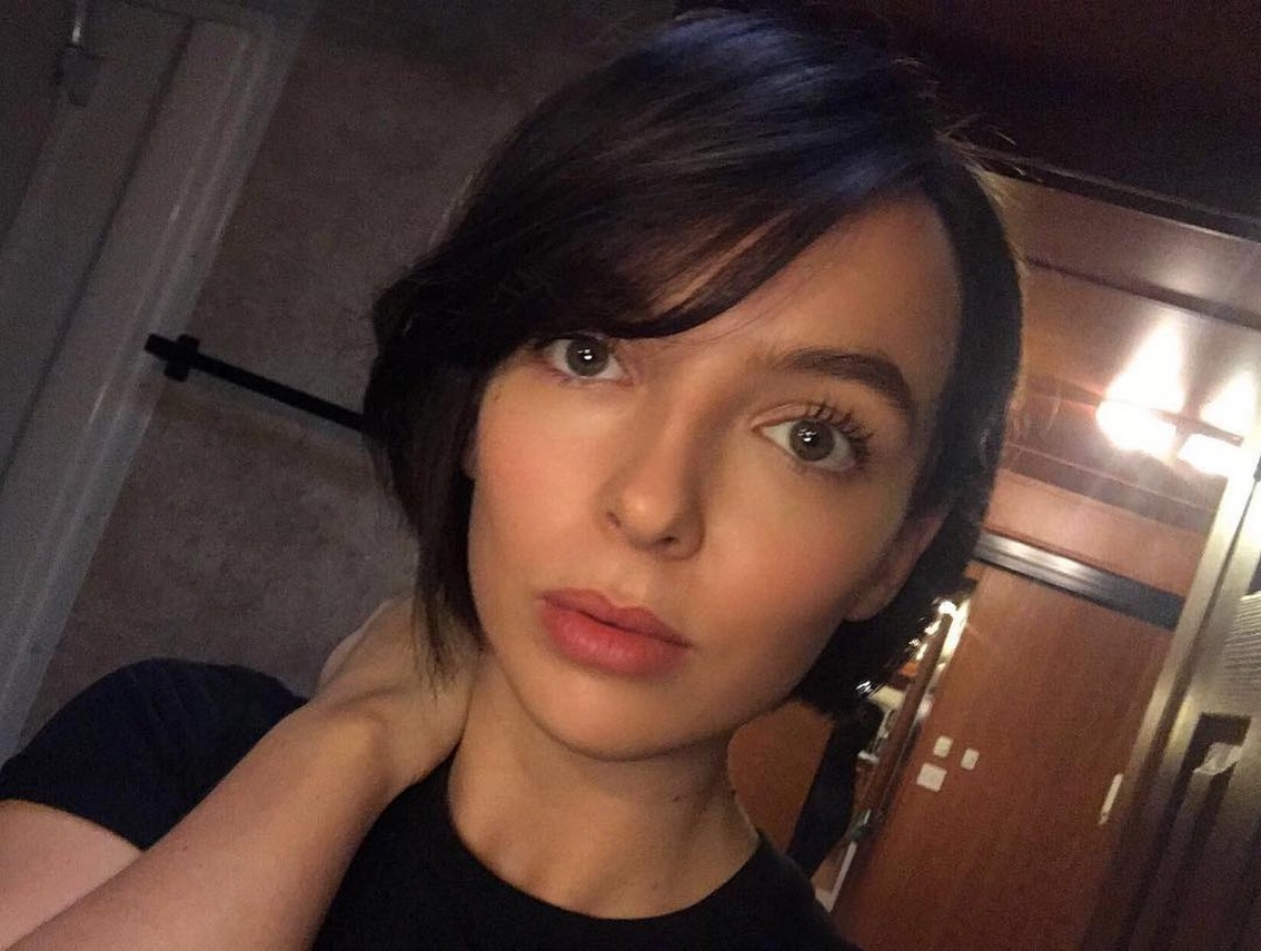 Jodie Comer Brunette