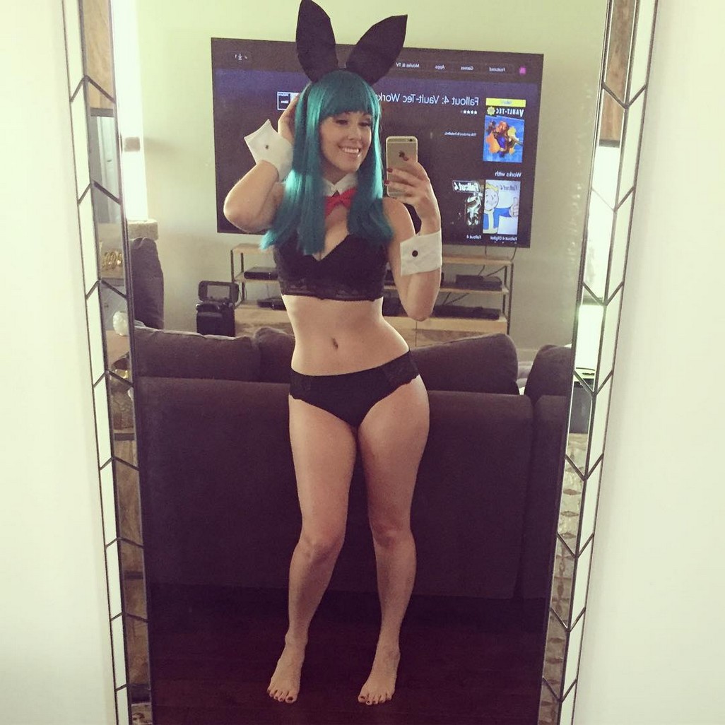 Meg Turney Cosplay Selfie