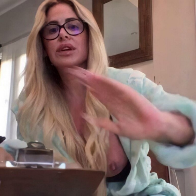 Kim Zolciak-Biermann Nude Tits