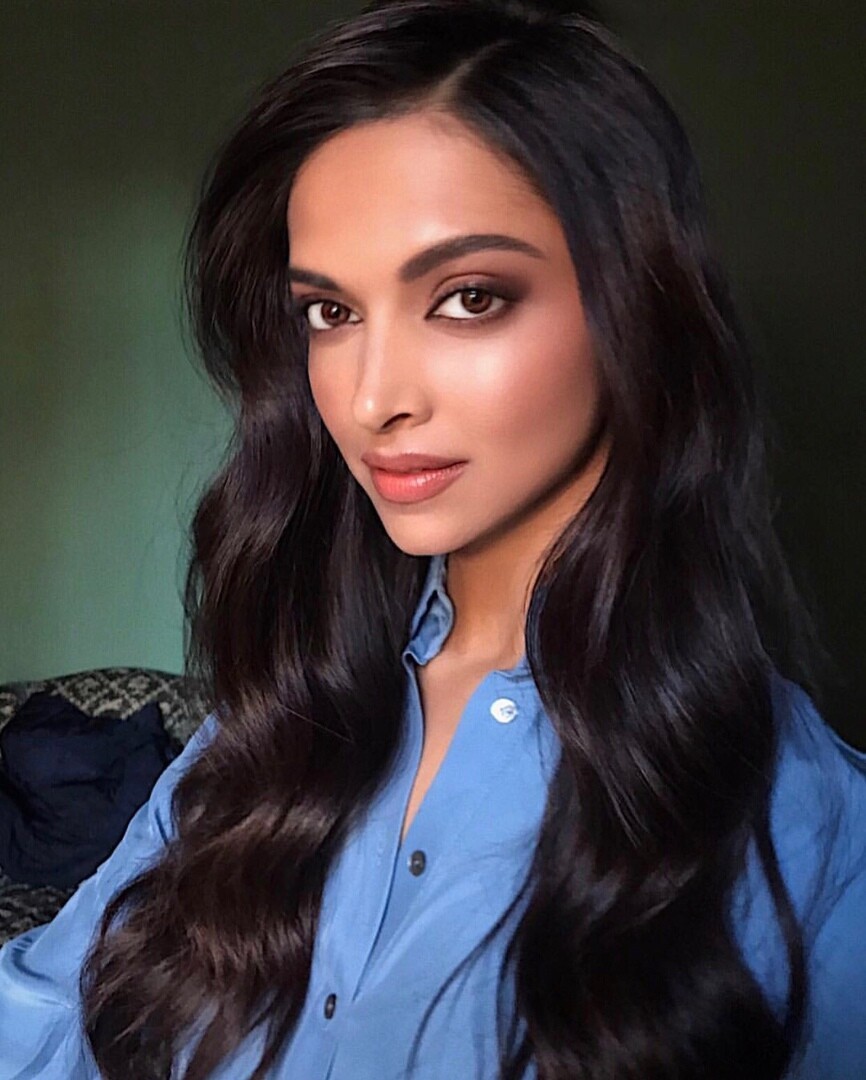 Deepika Padukone Deleted Selfie