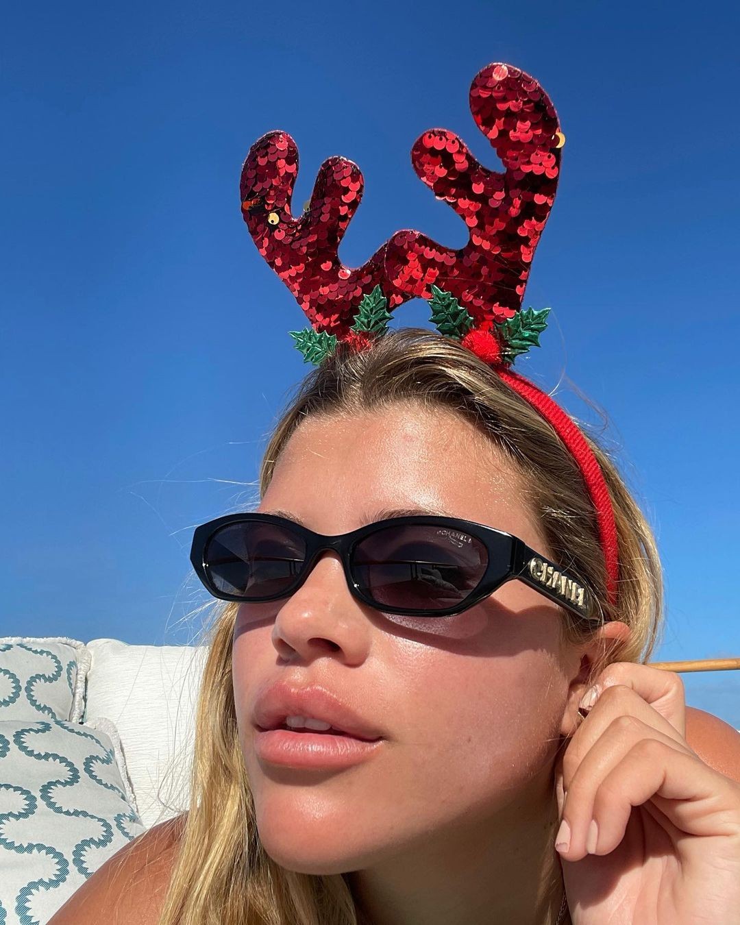 Sofia Richie Christmas Look