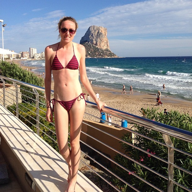 Eilish McColgan Bikini Pics