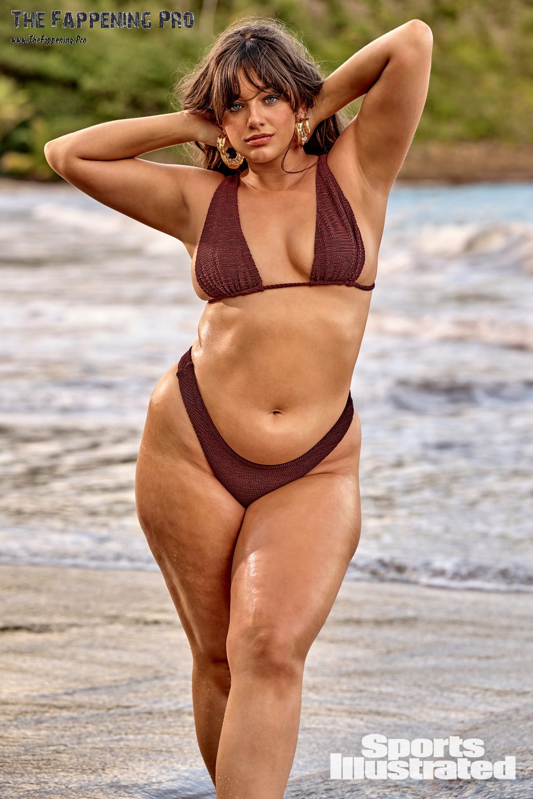 Sixtine Hot And Sexy In Sports Illustrated Swimsuit 2023