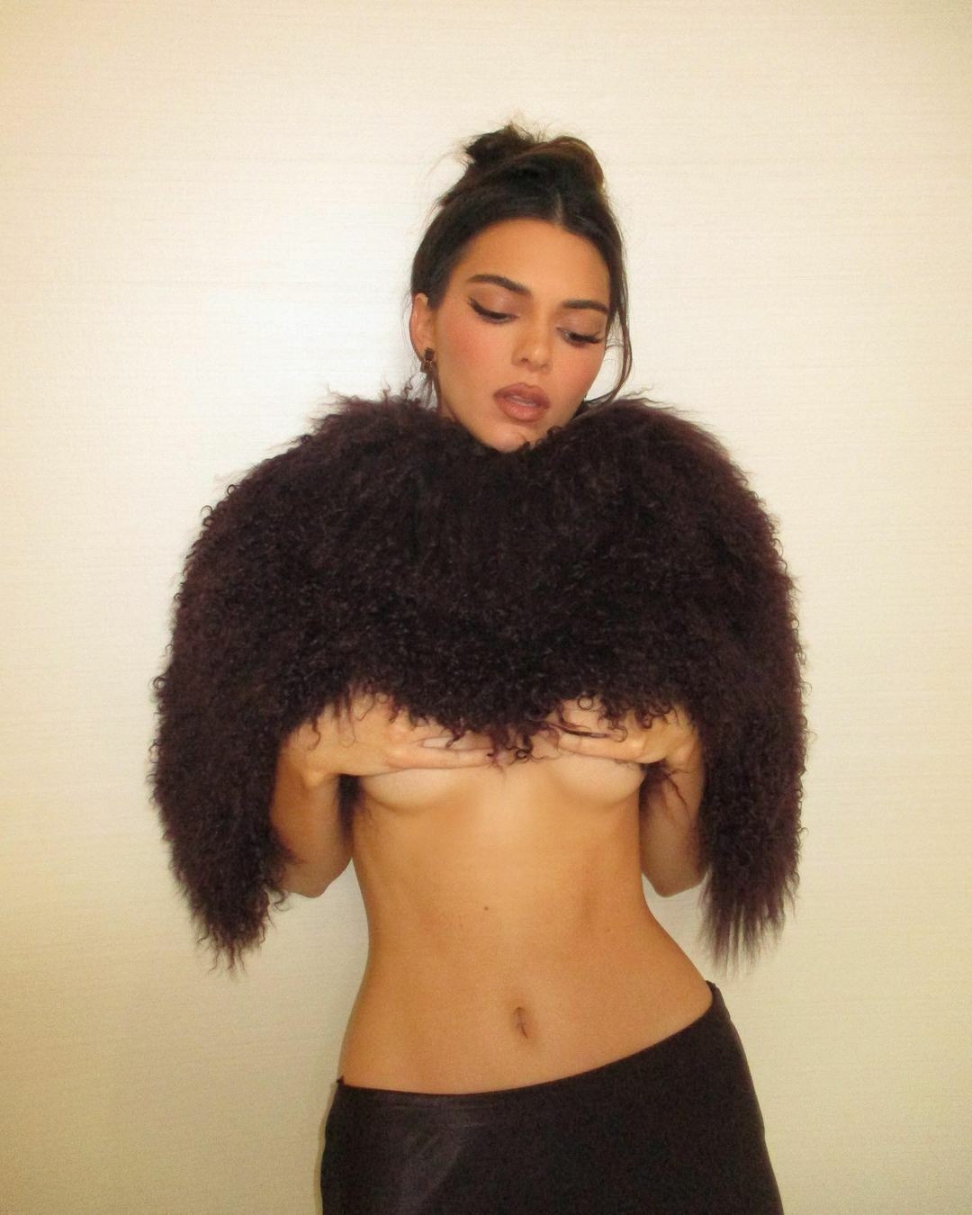 Kendall Jenner Underboobs