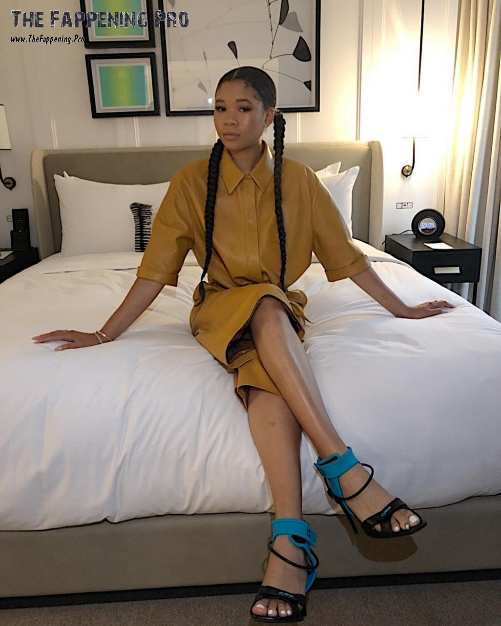 Storm Reid Feet