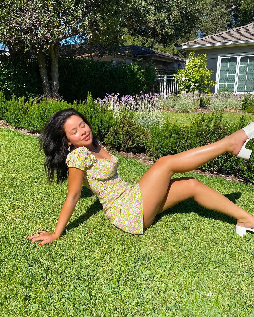 Cierra Ramirez Sexy Legs