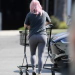 Ariel Winter Went Shopping Without Panties And Bra (24 Photos)