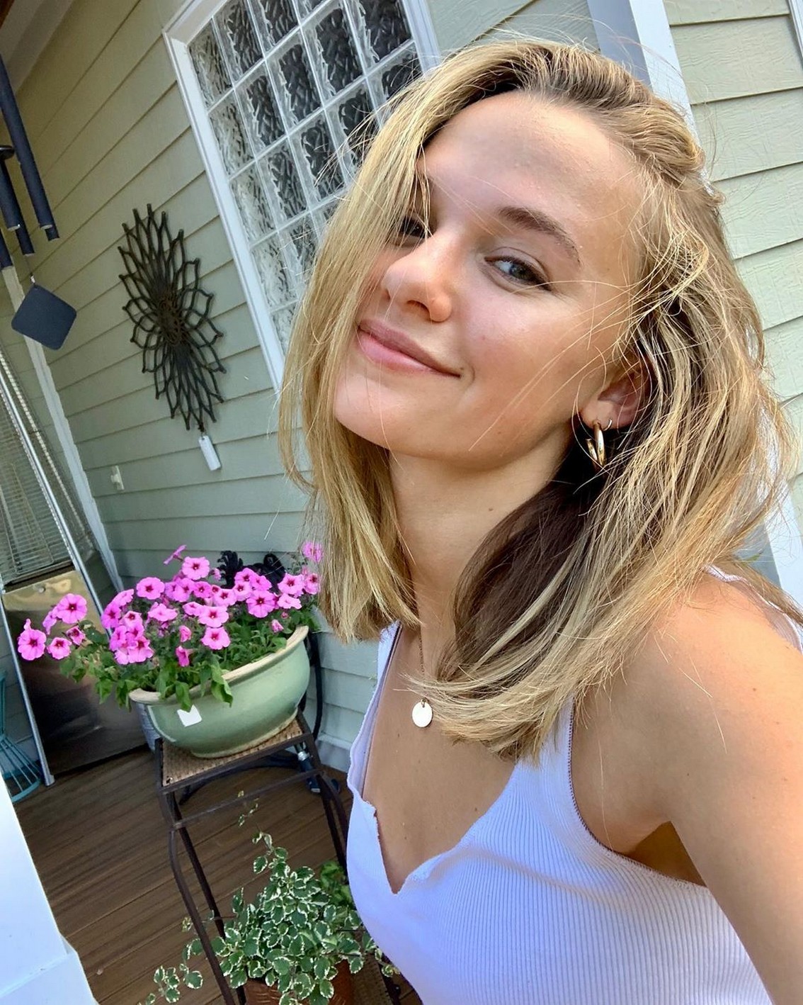 Madison Iseman Cute