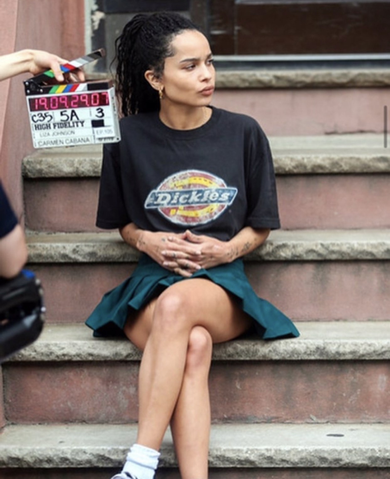 Zoe Kravitz Looks Sexy In Preppy Style 