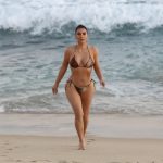 Kim Kardashian Sexy Bikini Set BTS (19 Photos)