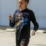 Cara Delevingne Sexy Walk To The ATM In LA (13 Photos)