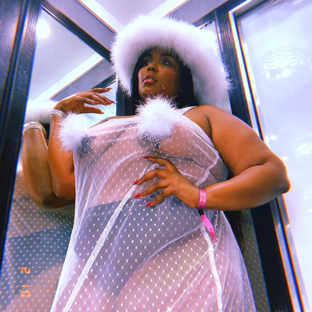 Lizzo Hot