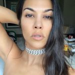 Kourtney Kardashian Fappening Sexy in Early 2020 (25 Photos)
