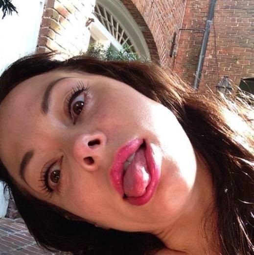 Rose McGowan Sexy Lips