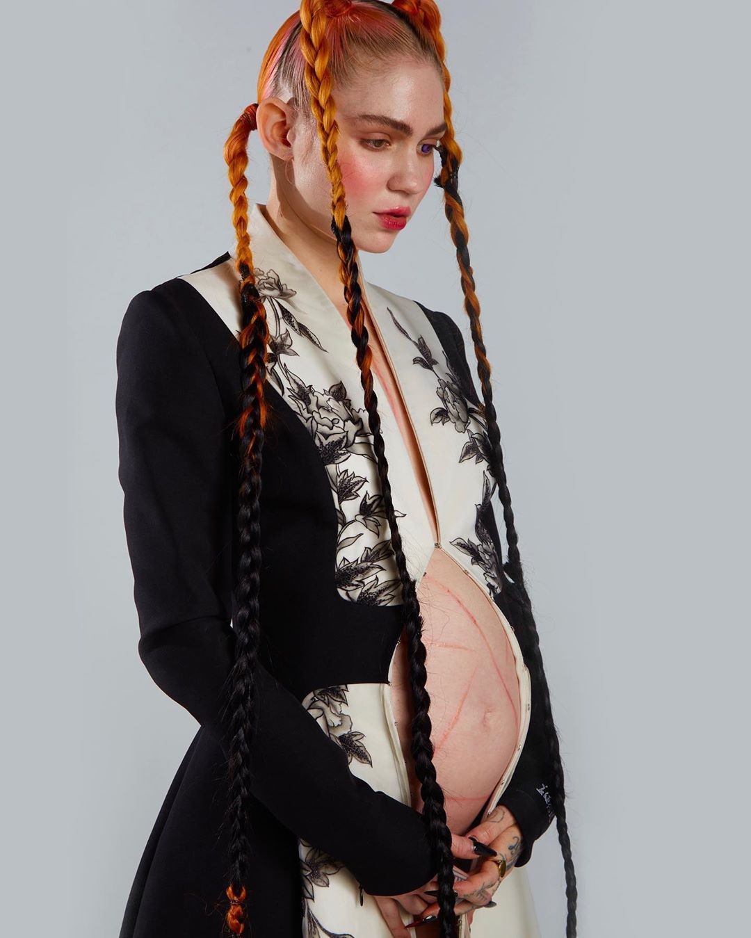 Grimes Preggo by Elon Musk