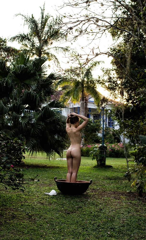 Camila Alves Nude And Sexy Collection (58 Photos)