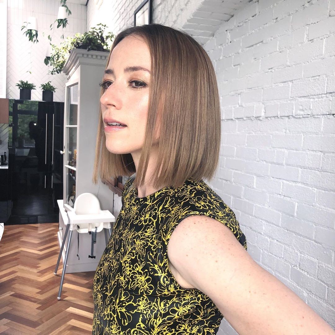 Karine Vanasse Hot