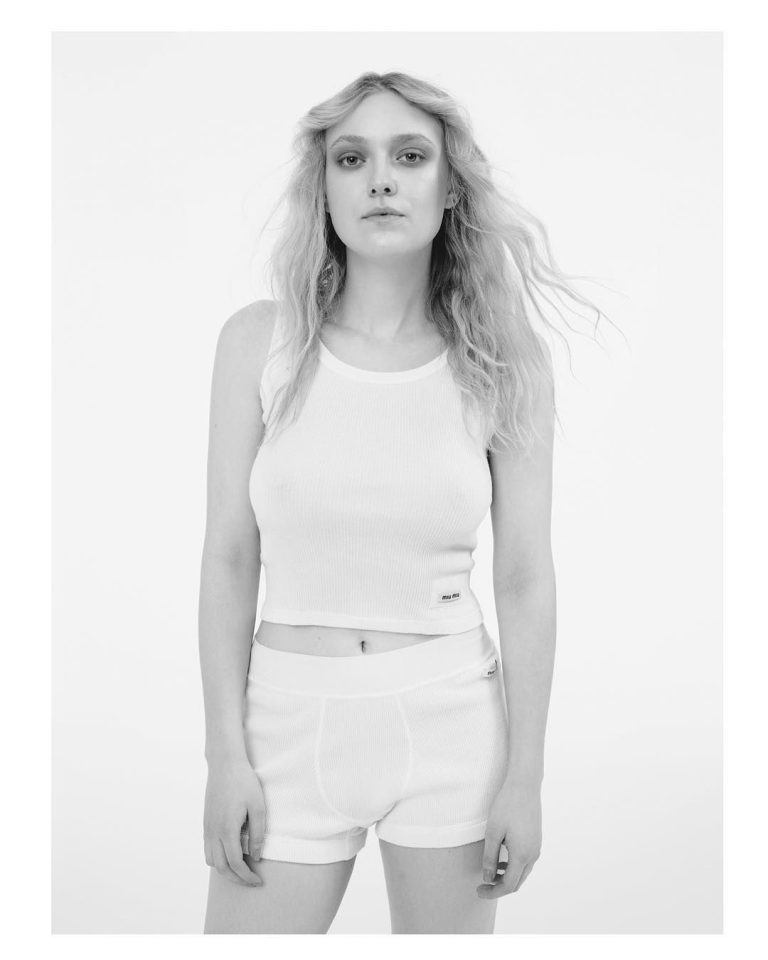 Dakota Fanning Nude Photo | Fappeningtime.com nude Photos & Videos