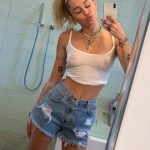 Miley Cyrus Tits