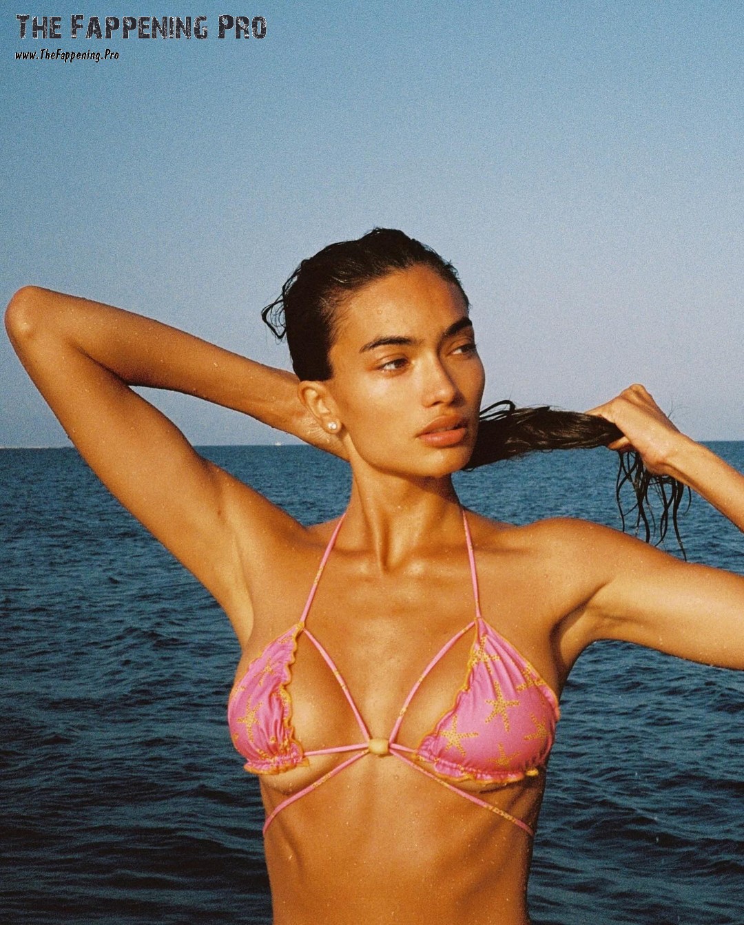 Kelly Gale Tits