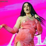 Mae Muller Nude On Stage