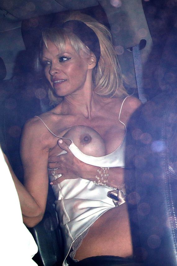 Pamela Anderson Tits Slip