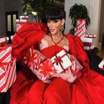 Winnie Harlow Sexy For Christmas (9 Photos)