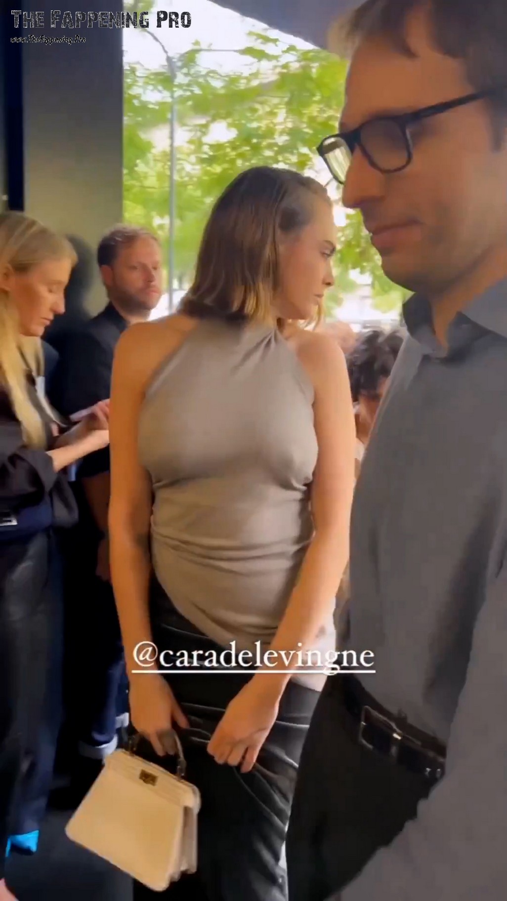 Cara Delevingne Paparazzi