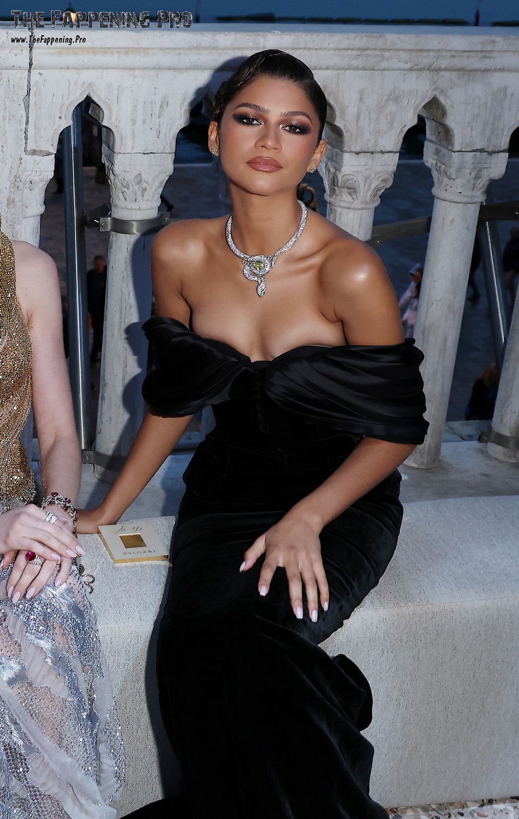 Zendaya Exposed Tits