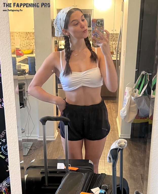 Kira Kosarin