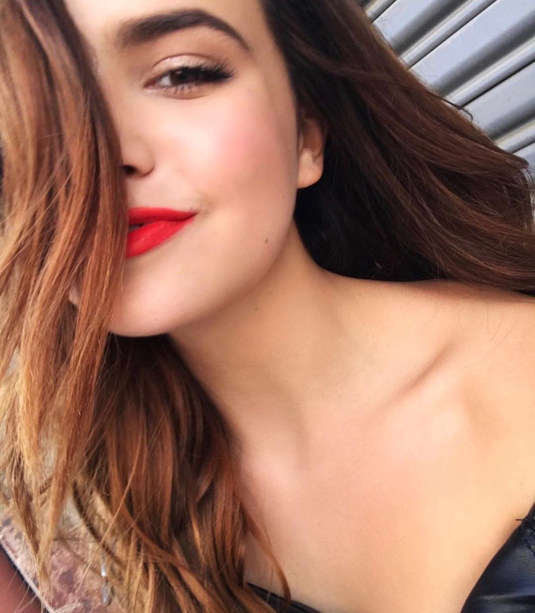 Bailee Madison Selfie