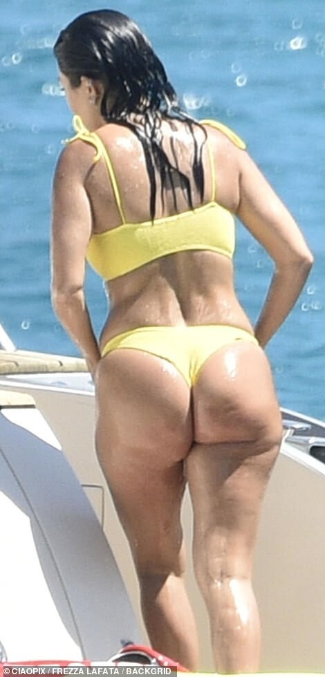 Kourtney Kardashian Big Ass