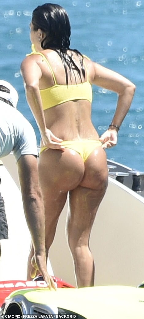 Kourtney Kardashian Fappening