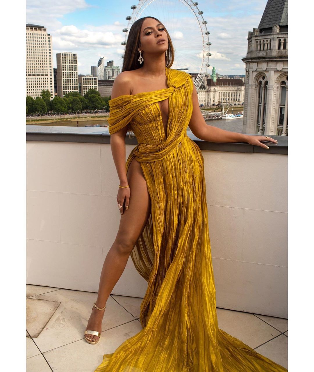 Beyonce Legs