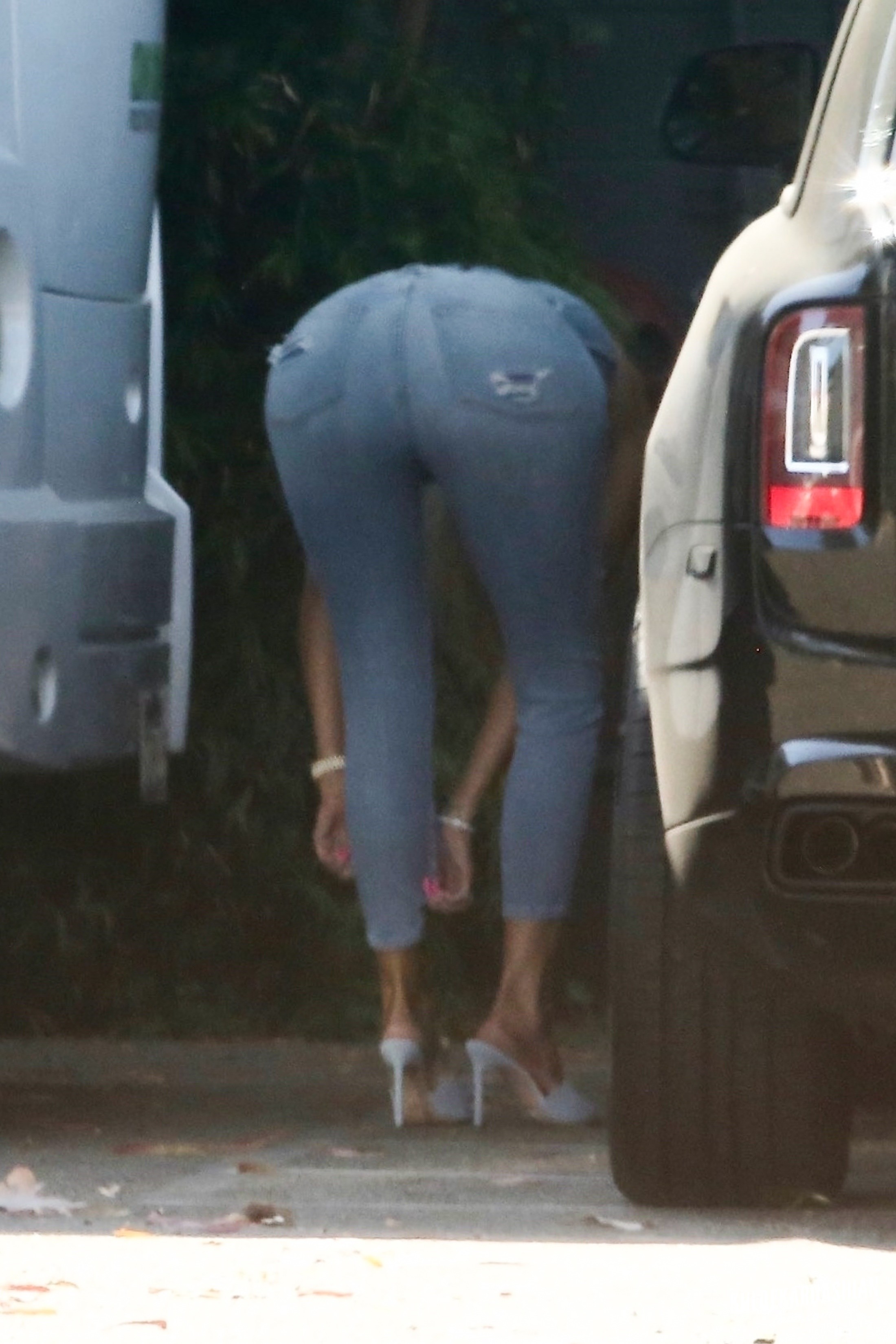 Khloe Kardashian Sexy Ass