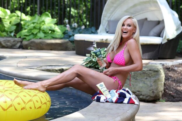 Jenny McCarthy at a pool in Los Angeles