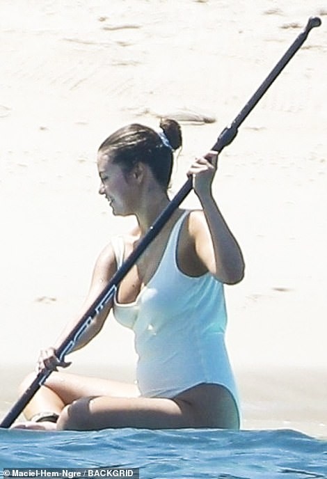 Selena Gomez Tits