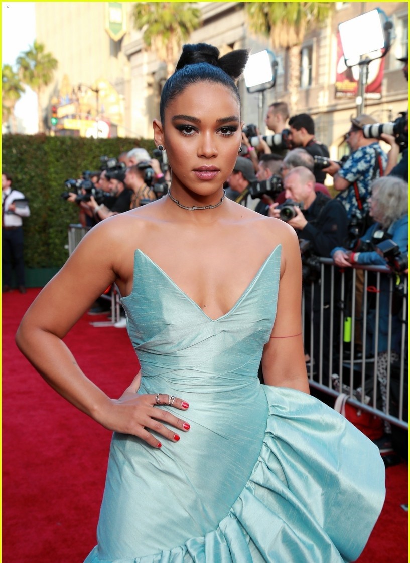 Alexandra Shipp Dark Phoenix Premiere