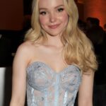 Dove Cameron Tits